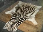 Декоративная шкура зебры