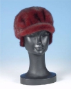 женская кепи из норки покрашенной в красный цвет, головные уборы из меха