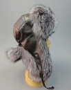 шапка ушанка из лисы черно бурой с кожаным колпаком (вид с опущенными ушами)